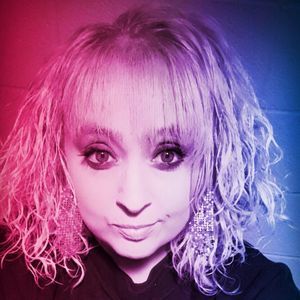 Meet your Posher, Debra